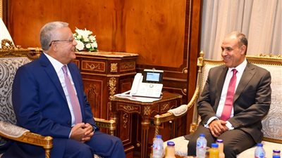 تفاصيل لقاء وزير الخارجية مع رئيس مجلس النواب (صور)