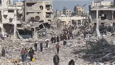 عودة العدوان على غزة، الاحتلال يقصف مسجدا بحي الصبرة ويشرد عشرات العائلات النازحة