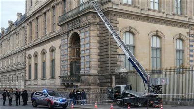 فرنسا تكشف معلومات جديدة حول عملية سرقة متحف اللوفر