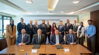 البنك الأهلي يوقع اتفاقية تمويل مع شركة أبو ظبي الإسلامي 