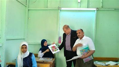 تعليم قنا يتابع فعالية البرنامج القومي لتنمية مهارة اللغة العربية