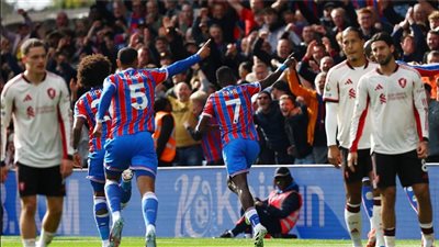 كأس كاراباو، ليفربول يتأخر أمام كريستال بالاس في الشوط الأول