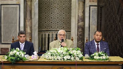 وسيلة لرفع الكربات، الجامع الأزهر يبين مكانة بر الوالدين في السنة المطهرة