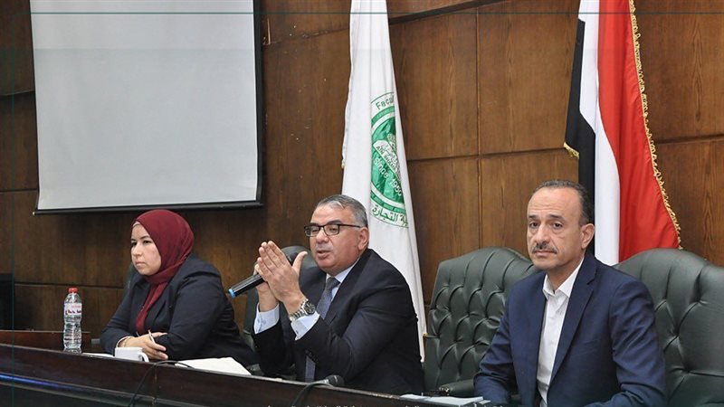 تجارة عين شمس