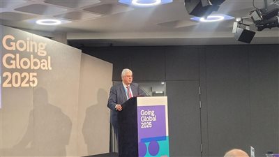 عاشور: إطلاق تقرير استراتيجي حول توسيع نطاق التعليم العالي الرقمي في مصر