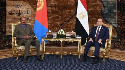 قمة مصرية إريترية بالقاهرة.. السيسي وأفورقي يؤكدان أهمية تعزيز التعاون الاقتصادي والاستثماري.. وضمان أمن البحر الأحمر وعدم التأثير على الملاحة