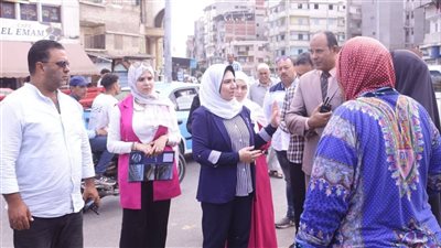 نائب محافظ دمياط خلال في زيارة مفاجئة لمستشفى الجلدية والتناسلية