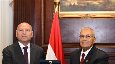 تفاصيل لقاء رئيس مجلس الشيوخ ومحافظ القاهرة 