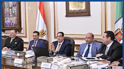 مجلس جامعة القاهرة يوافق على توفير 26 منحة دراسية لأبناء المحافظات الحدودية 