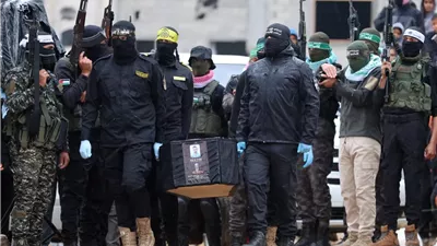 إعلام عبري: استعداد لتسلم جثمان أسير آخر بحدود السابعة مساء اليوم