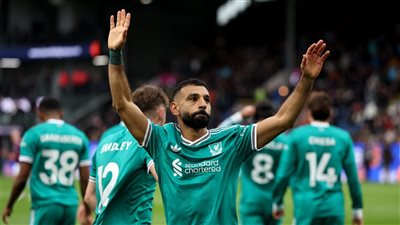 محمد صلاح يقود تشكيل ليفربول أمام أستون فيلا في الدوري الإنجليزي