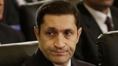 كله طالع يعتذر ويعترف بالأخطاء، علاء مبارك يثير الجدل بشأن ما حدث مع والده