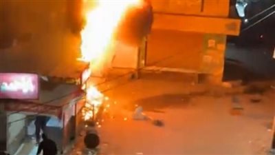 حريق هائل بمحل مأكولات شعبية بأبراج الجامعة في المنيا 