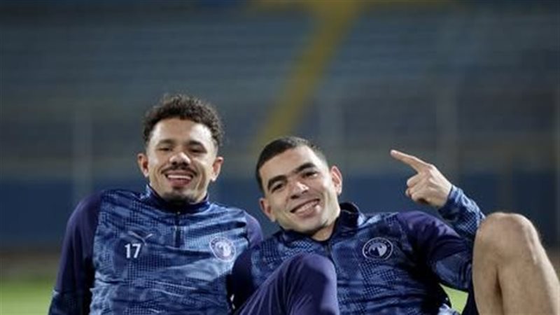 بيراميدز، فيتو