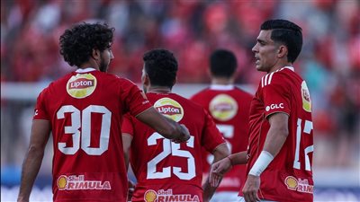 الأهلي يتعادل سلبيا مع المصري البورسعيدي بعد مرور 15 دقيقة 