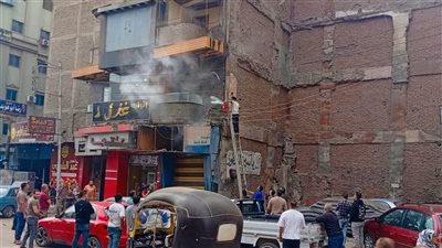 النيابة تنتدب المعمل الجنائي لبيان سبب حريق شب بشقة سكنية في الخليفة