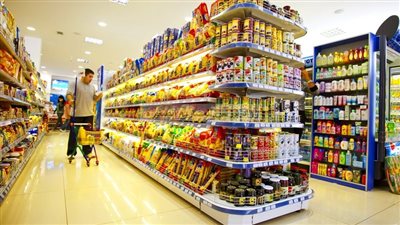 من بينها اللحوم والأرز، تراجع ملحوظ في أسعار السلع الأساسية