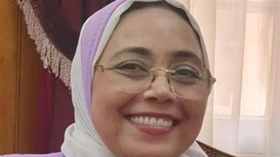 عميدة تجارة القاهرة تكشف حقيقة منع الطلاب من دخول امتحانات الميدتيرم بسبب المصروفات