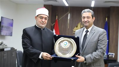 نظير عياد من دمياط: دار الإفتاء تعمل على مواجهة ظواهر التطرف والإسلاموفوبيا 