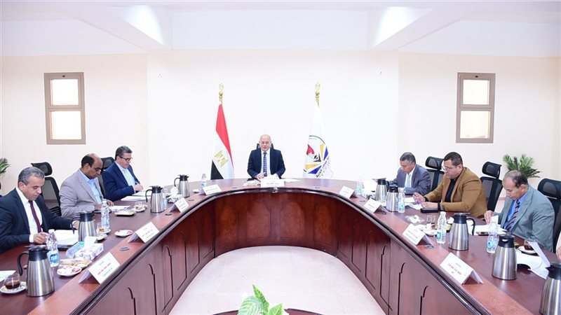  مجلس جامعة سوهاج