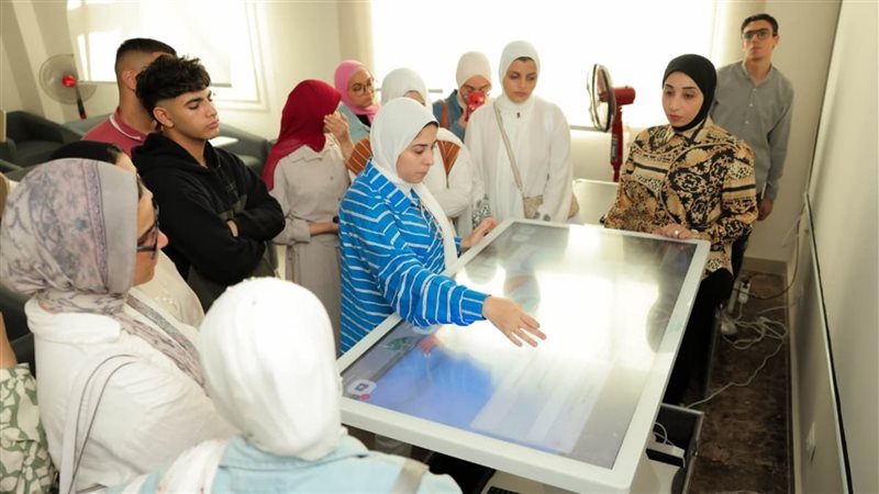 طلاب جامعة المنصورة