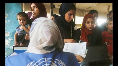 الأونروا: 75 ألف نازح يحتمون في 100 مبنى للوكالة بغزة معظمها متضرر ومكتظ