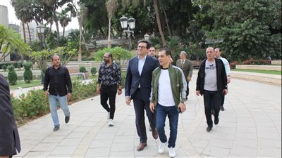 وزير الثقافة يتفقد مشروع إعادة إحياء حديقة الأزبكية التراثية