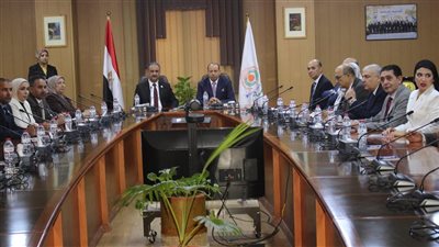 رئيس جامعة المنصورة يستقبل رئيس 