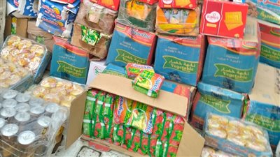 التحفظ على مواد غذائية فاسدة ودقيق مدعم في حملة تموينية بالفيوم