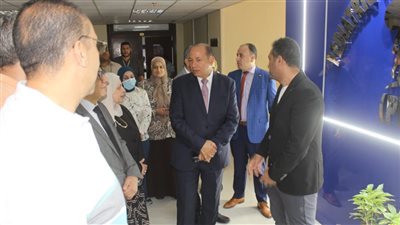 رئيس جامعة المنصورة يتابع تنفيذ مشروعات التطوير بالقطاعات التعليمية والطبية