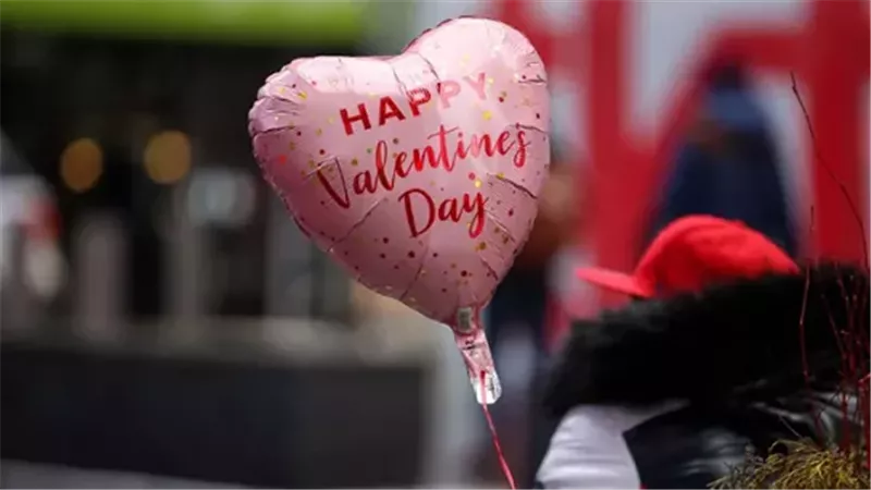 عيد الحب، فيتو 