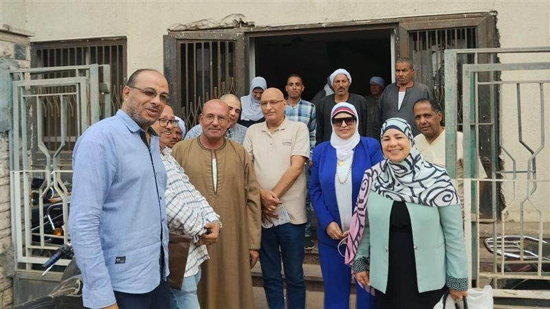 المشاركون في الندوة،
