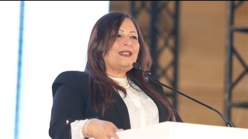 المرشحة إليزابيث