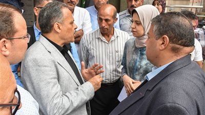  محافظ الشرقية يختتم زيارته لمدينة القنايات 