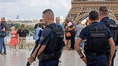 حادث طعن في مترو الأنفاق بباريس والسلطات تبحث عن الجاني