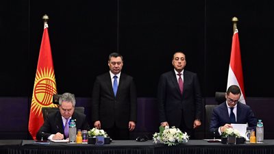 مدبولي ورئيس قيرغيزستان يشهدان توقيع 5 اتفاقيات لتعزيز التعاون بين البلدين