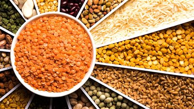 ارتفاع في الأصفر وانخفاض أبو جبة، أسعار الفول والعدس اليوم الخميس في الأسواق