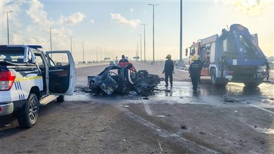 محافظ الإسكندرية يتفقد موقع حادث اشتعال سيارة بمحور المشير أبو ذكري