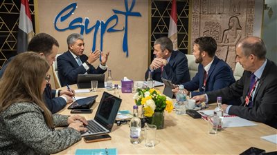 وزير السياحة يعلن استمرار العمل على تطوير المنطقة المحيطة بالمتحف الكبير