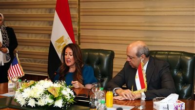 مصر والولايات المتحدة يوقعان مذكرة لتعزيز منظومة أمن الطيران بمطار القاهرة الدولي