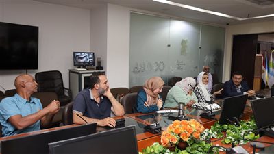 اجتماع موسع بشركة الصرف الصحي بالإسكندرية لبحث استعدادات الشتاء 