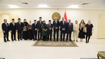 وزير التربية والتعليم يبحث مع نظيره الإندونيسي سبل تعزيز التعاون