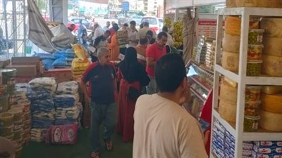 كرتونة البيض بـ 100 جنيه، أسعار السلع الغذائية في المعرض الدائم بالمنصورة (صور) 