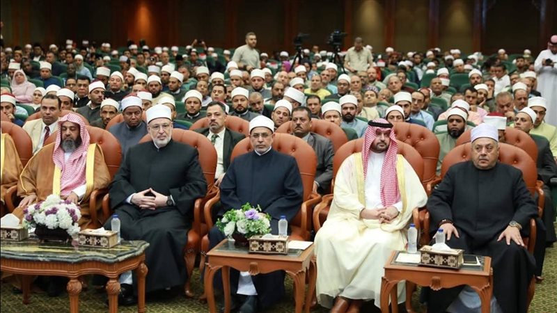 جانب من الندوة 