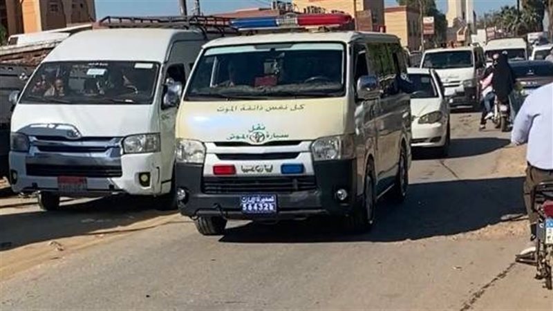لحظة خروج جثامين