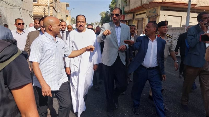 محافظ سوهاج يتفقد