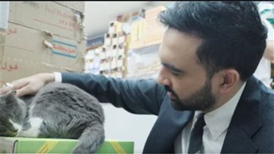 مصر أم الدنيا، رد فعل غير متوقع لـ عمدة نيويورك أثناء زيارته محل مأكولات مملوك لمصري (فيديو)