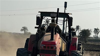 ترشيدا لاستخدام مياه الري، الفيوم تطلق حملة لتسوية الأراضي الزراعية بالليزر