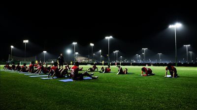 12 صورة ترصد مران الأهلي الأول بأبوظبي استعدادا لمواجهة الزمالك بنهائي السوبر 