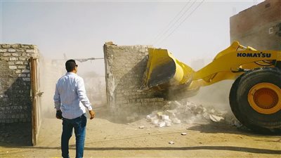 إزالة 40 حالة تعدٍّ بالبناء المخالف في 8 مراكز بأسيوط